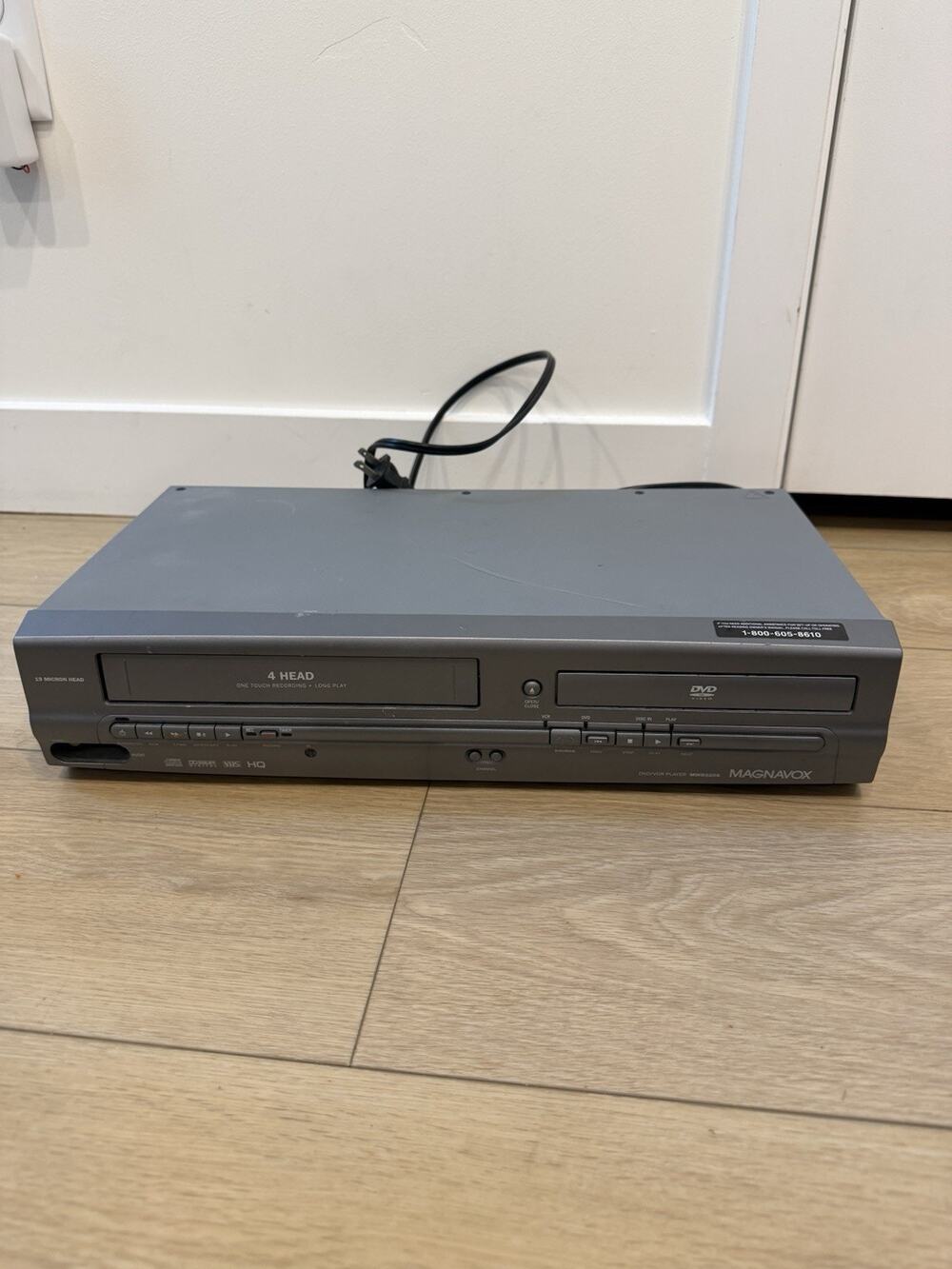 Magnavox MWD2205 DVD VCR VHS Combo Player 4 Head Tested Working No Remote